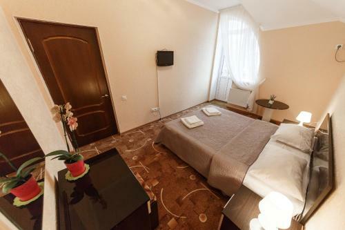Hostal Chelsi Hotel