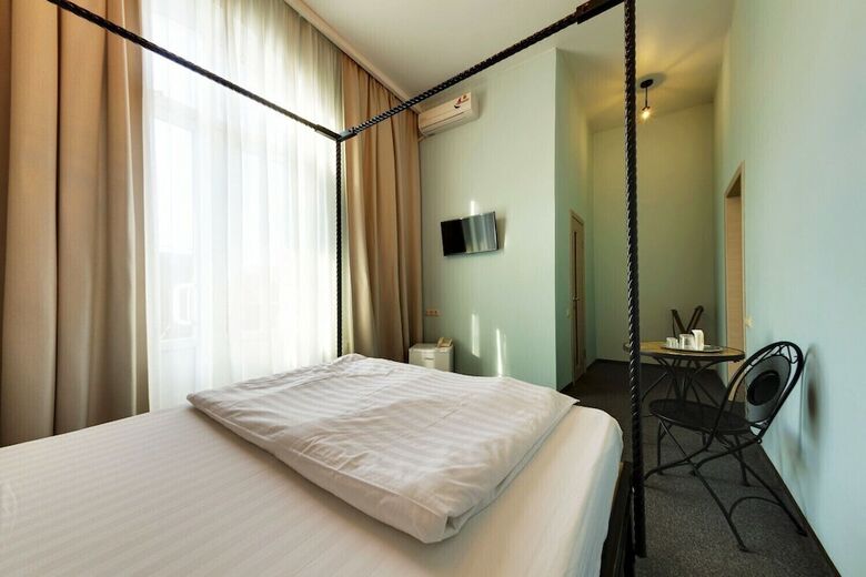 Hotel Marton Sholokhova