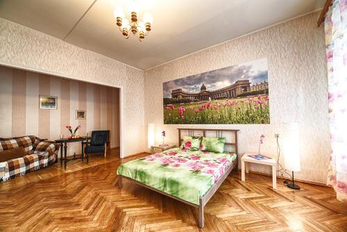 Apartments On Makarova 18