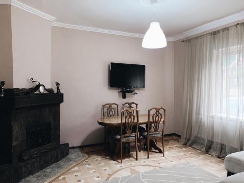 Lodge Volkov House