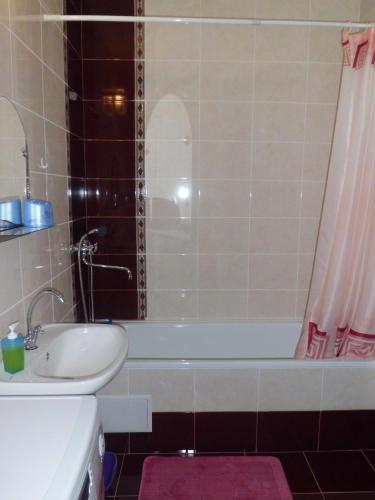 Apartment On 40 Let Pobedy 139