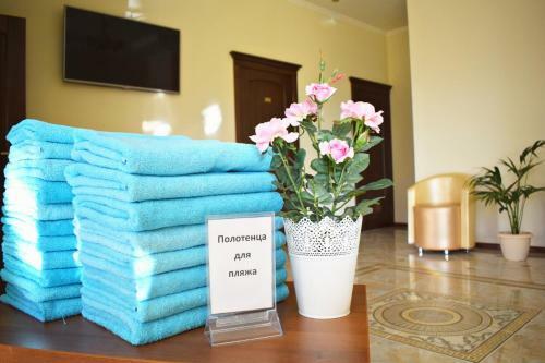 Hostal Avghust Guest House