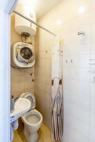Apartment On Khalturina 30