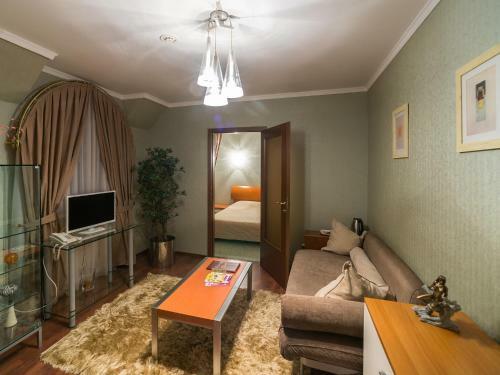 Hotel Uyut