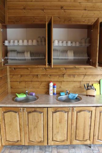 Hostal Voiazh Guest House