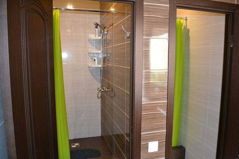 Albergue Box Hotel Valiano