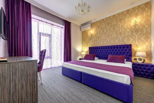 Hotel Marton Palace