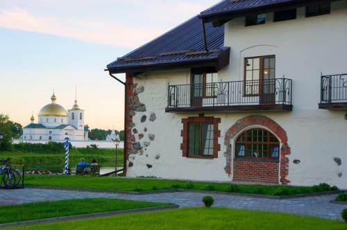 Ostrov Park Hotel