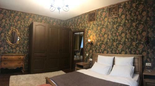 Okhotnichyi Sezony Hotel