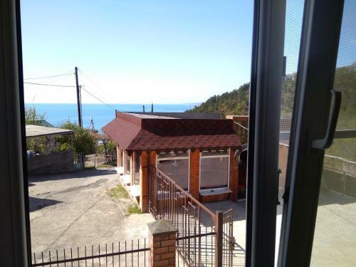 Hostal Oreshki Guest House
