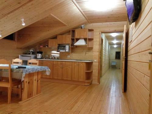 Hostal Khvoyny Guest House