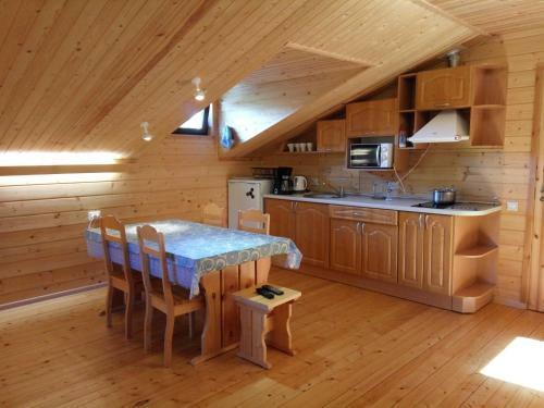 Hostal Khvoyny Guest House