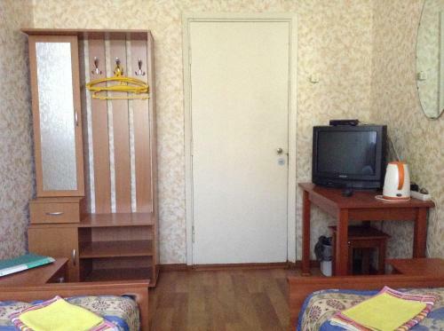Hotel Oktyabrskaya