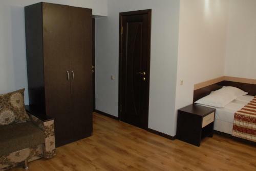 Hostal Guest House Uncle Chernomor