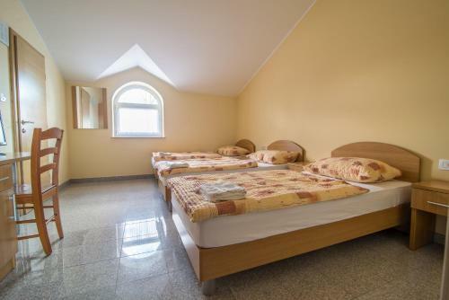 Rooms Hrpelje