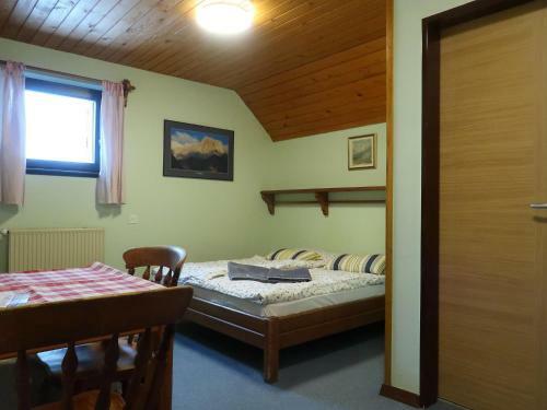 Hostal Planinska Ko?a Na Gozdu