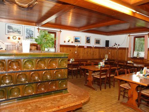 Hostal Planinska Ko?a Na Gozdu
