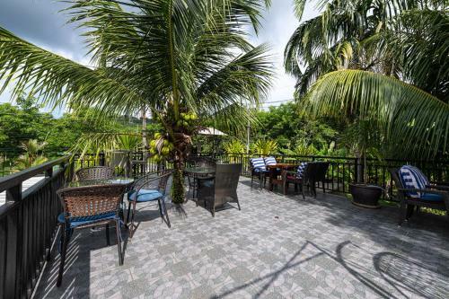 Hotel Les Palm Waterfall Pool Villa