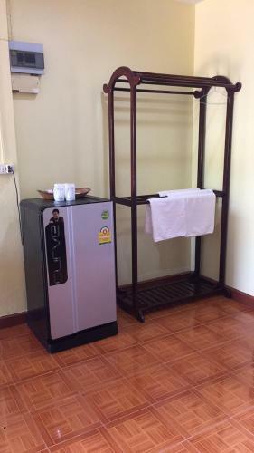 Poon Suk Hotel Kabin Buri