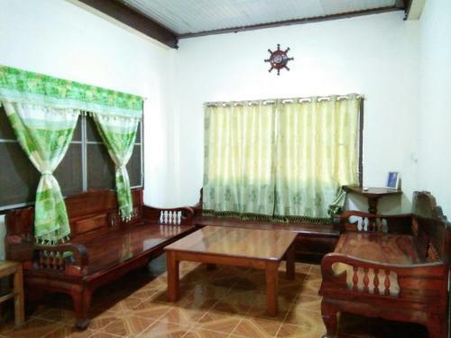 Hostal Ban Kru Ching Guesthouse
