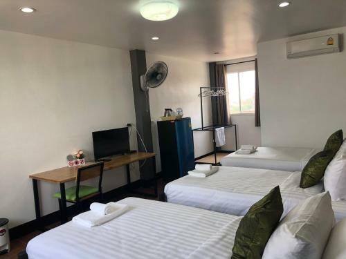 Hostal Khaohom House