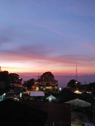 Hotel Buran Phucheefah Resort