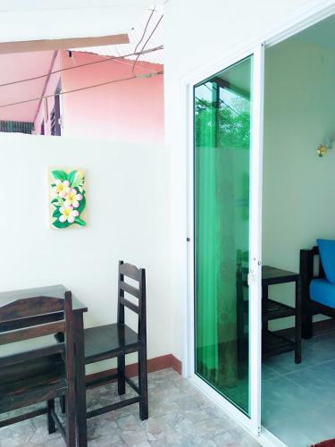 Hotel Buran Phucheefah Resort