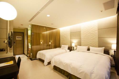 823 Tourist Hotel