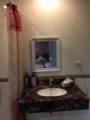 Bed & Breakfast Ga Chi Lai Homestay