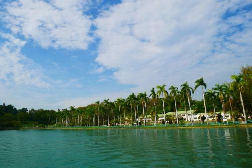Albergue Chengching Lakefront Resort