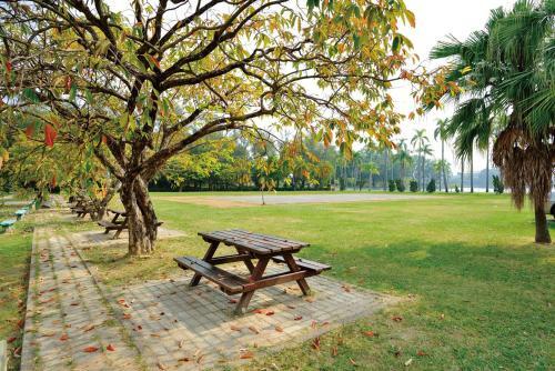 Albergue Chengching Lakefront Resort