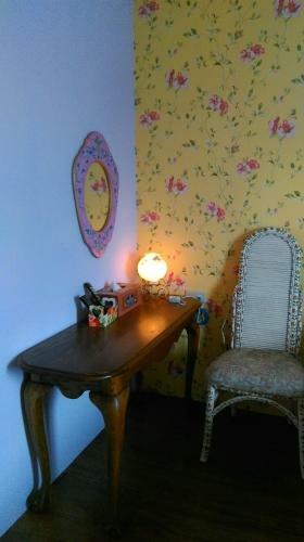 Light And Shadow B&B