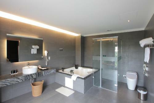 Imperial Dynasty Boutique Hotel