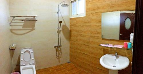 Jiang Shui Village B&B