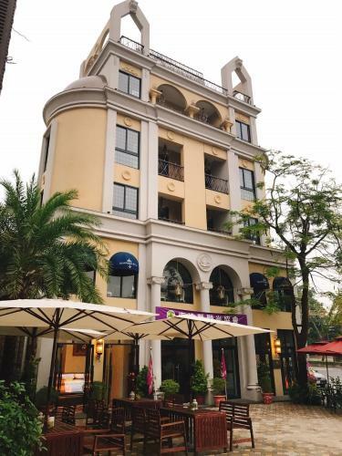 No. 6 Baowanglai Hotel