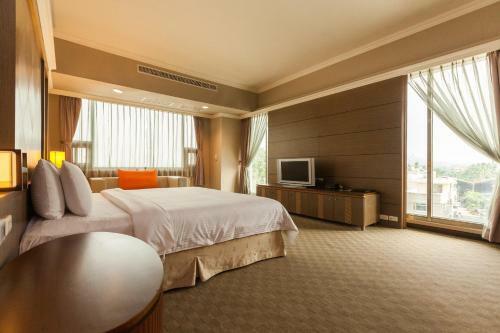 Posada F Hotel - Chiayi