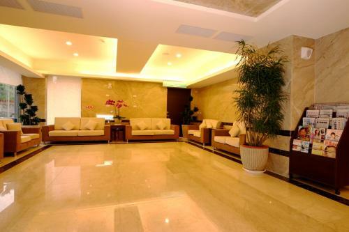 Posada F Hotel - Chiayi