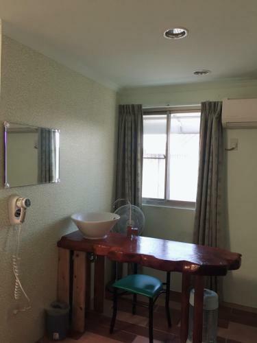 Hostal Tainan B&B Hall West Centra