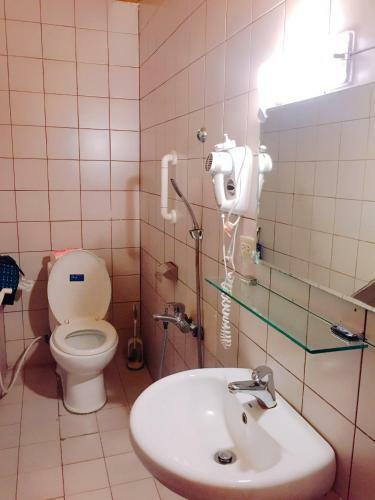 Hostal Tainan B&B Hall West Centra