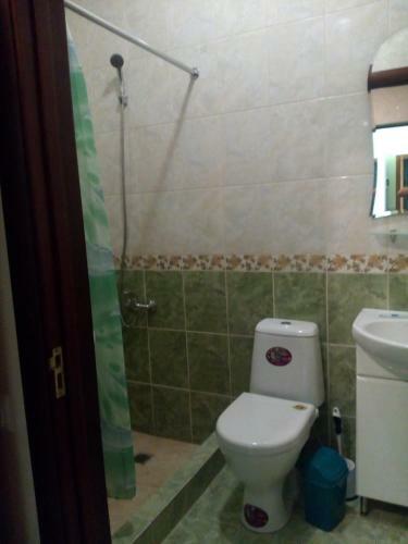 Hostal Oselya Guest House