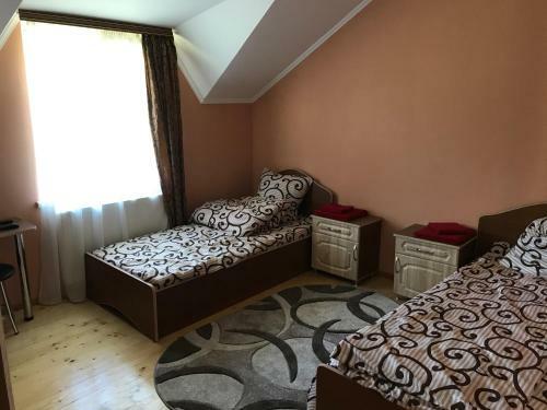 Albergue Hotel- House Svalyava