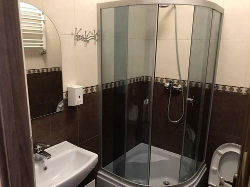 Albergue Hotel- House Svalyava