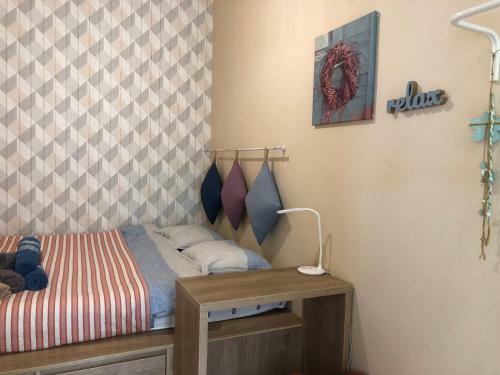 Honey Apartment With Balcony