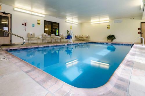 Hotel Quality Inn & Suites Manhattan