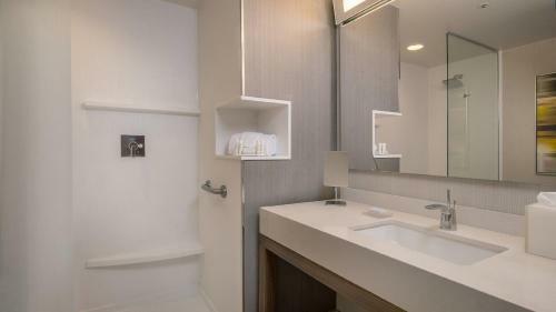 Hotel Courtyard By Marriott Toledo West
