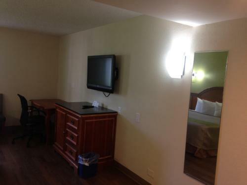Hotel Red Carpet Inn - New Brunswick