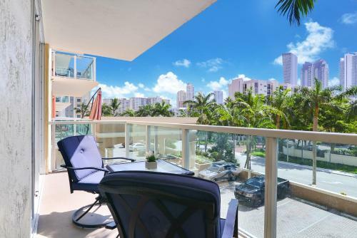 Modern Apartments At Sunny Isles Beach