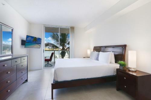 Modern Apartments At Sunny Isles Beach