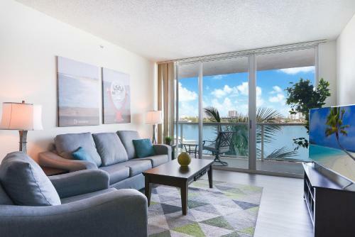 Modern Apartments At Sunny Isles Beach