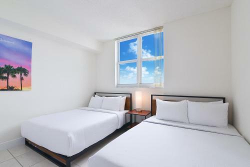 Modern Apartments At Sunny Isles Beach